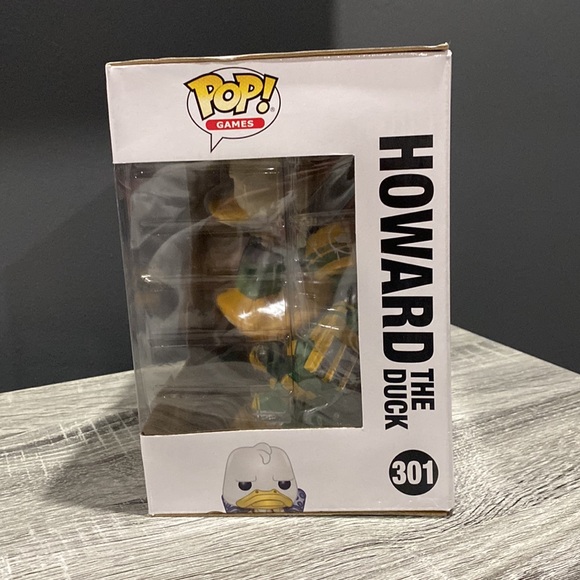 Funko Pop! Games | Contest of Champions #301: Howard the Duck - Bobble-Head - Picture 3 of 17